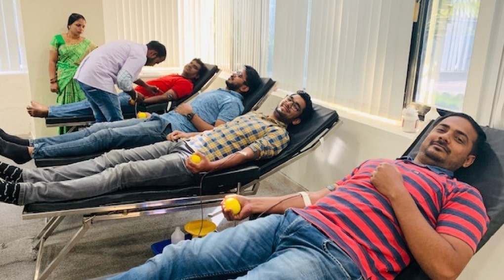 donating blood no pink-min